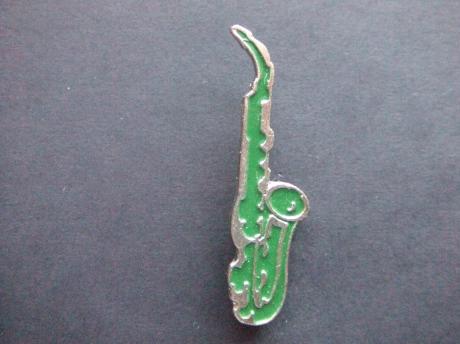 Saxofoon blaasinstrument groen model